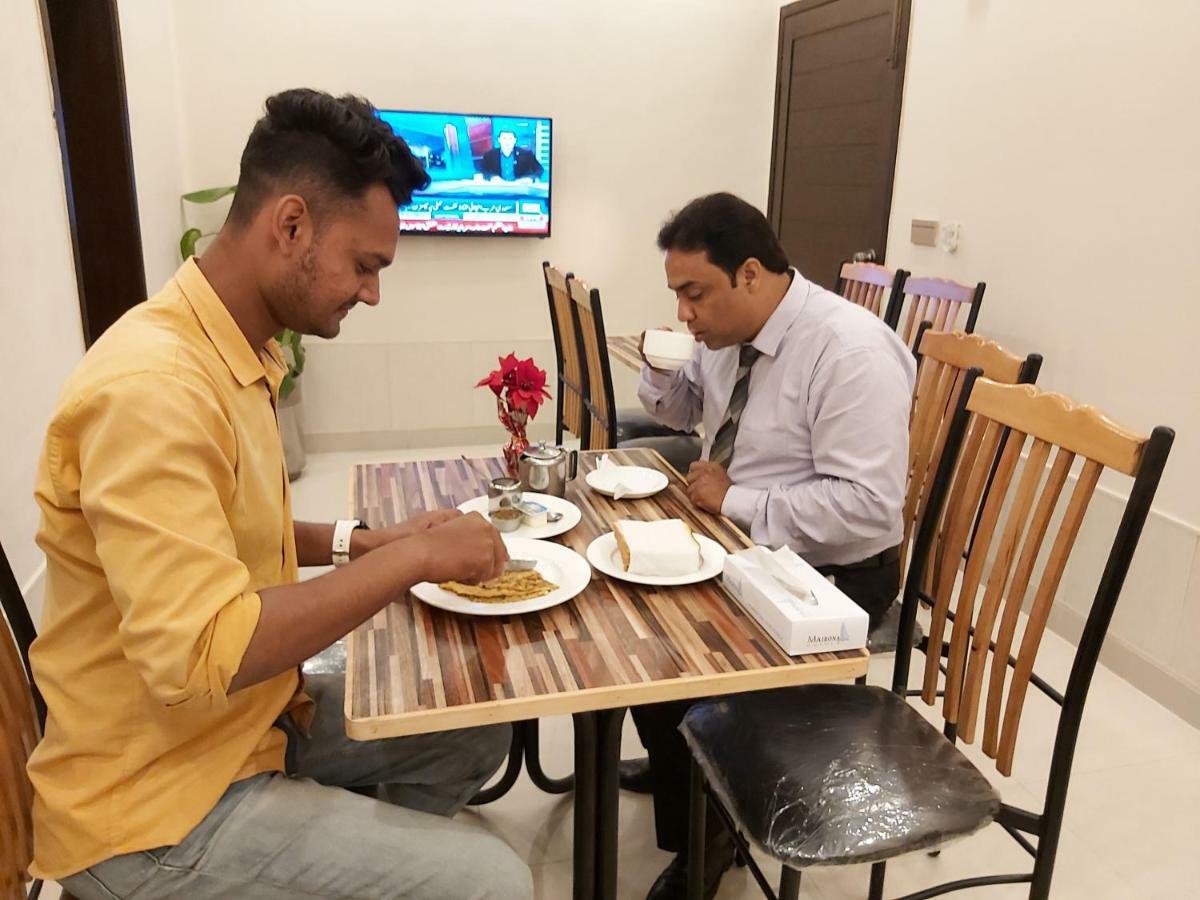 Hotel Mairona Gulberg Lahore Luaran gambar