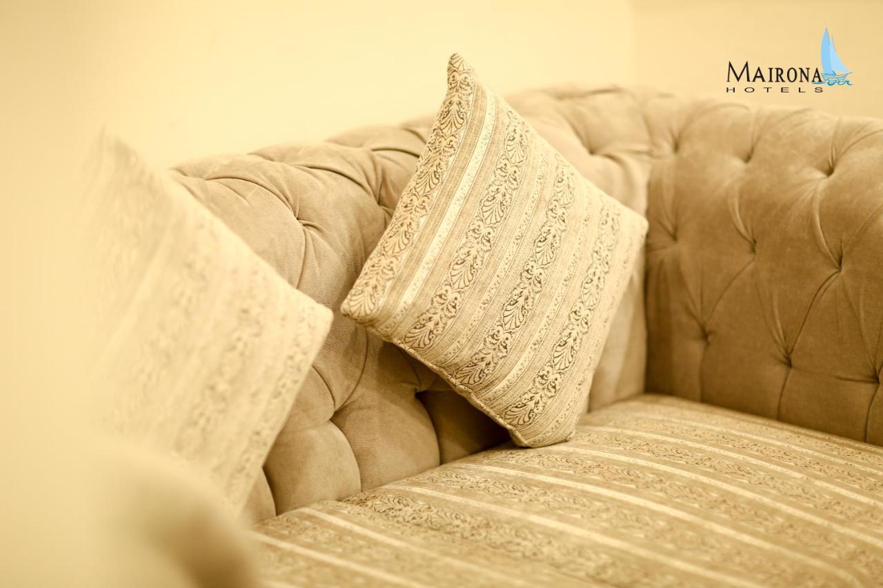 Hotel Mairona Gulberg Lahore Luaran gambar
