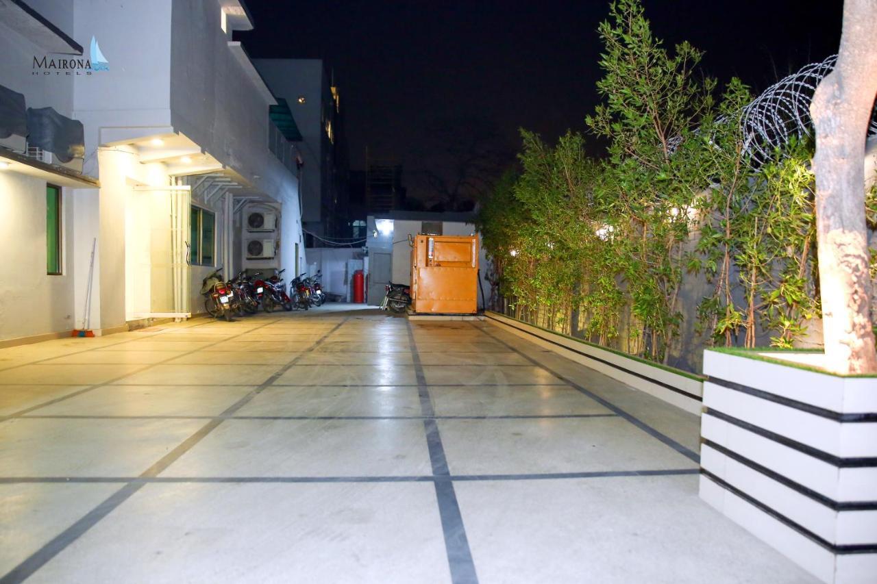 Hotel Mairona Gulberg Lahore Luaran gambar