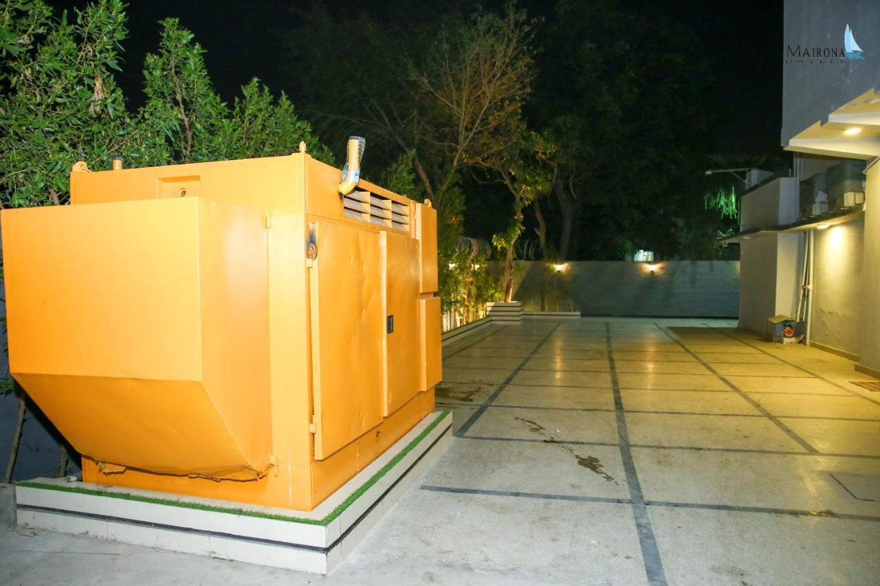 Hotel Mairona Gulberg Lahore Luaran gambar